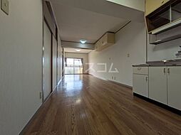 名古屋市営桜通線 鶴里駅 徒歩7分の賃貸マンション 4階2LDKのリビング/ダイニング