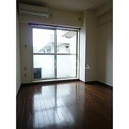 ビレッジコア八王子 4階1Kのリビング/ダイニング