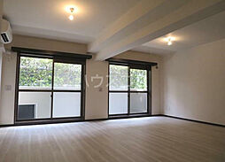 綴マンション 102