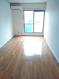 オークビレッジB 102 1階1Kのリビング/ダイニング