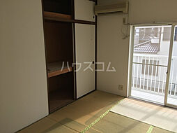 キャッスルマキ1号棟 F-1 1階1DKのリビング/ダイニング