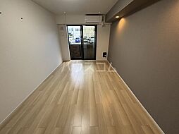 ヒカルサ坂戸芦山町 303 3階1Kのリビング/ダイニング