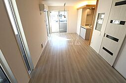 D’s LIEN (ディーズリアン)　E 103 1階2LDKのリビング/ダイニング