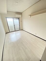 クレージュ桂 304 3階1Kのリビング/ダイニング