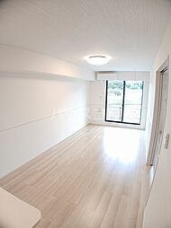 グラン　エース 102 1階1LDKのリビング/ダイニング