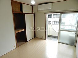 小田急小田原線 経堂駅 徒歩7分の賃貸マンション 4階1Kのリビング/ダイニング