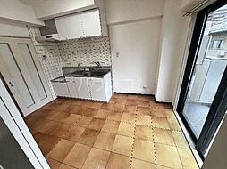 アラミス 303 3階2DKのリビング/ダイニング