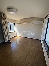 スプレーディングアウト 2階ワンルームのリビング/ダイニング