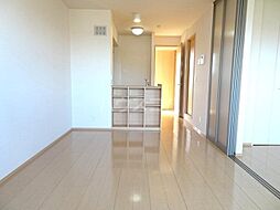 グリシーヌ 2階1LDKのリビング/ダイニング