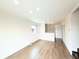 Les  Aubepines昭和(レ・ゾービピン昭和) A 1階2LDKのリビング/ダイニング