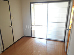 クレストコートＡ棟 02020 2階3DKのリビング/ダイニング