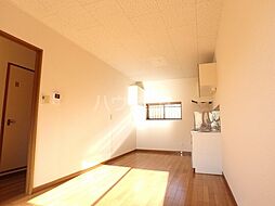 グランドハイツ 107 1階2DKのリビング/ダイニング