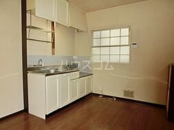 ホワイトハイツ 102 1階1LDKのリビング/ダイニング