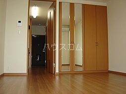 ベルグラース 203 2階1Kのリビング/ダイニング