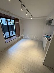 京王線 初台駅 徒歩7分の賃貸マンション 地下1階1DKのリビング/ダイニング