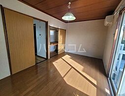 アーバンハイツ 2階2DKのリビング/ダイニング