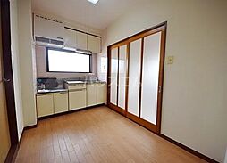 ローゼンハイム 802 8階2Kのリビング/ダイニング