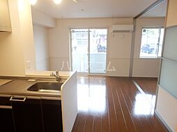 ラ・プランタン北野 0102 1階1LDKのリビング/ダイニング