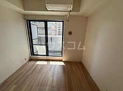 パーク・ノヴァ横浜阪東橋弐番館 1006 10階ワンルームのリビング/ダイニング