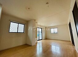 福釜町砂渡戸建 1 1階4LDKのリビング/ダイニング