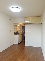 メゾン・ド・オヌール 2階ワンルームのリビング/ダイニング