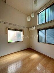 アールフラット中落合 103 1階ワンルームのリビング/ダイニング