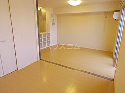 アイリス 207 2階1LDKのリビング/ダイニング