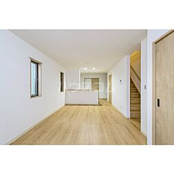 クーボライト共和町 A 1階3LDKのリビング/ダイニング