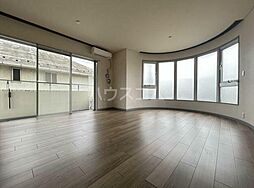 ウエダマンション 201 2階4LDKのリビング/ダイニング