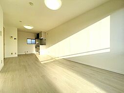 タウニィ西柱 201 2階1LDKのリビング/ダイニング