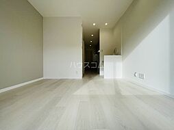 コンフォール 103 1階1Kのリビング/ダイニング