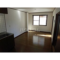 ジュネシスＴＷＩＮ 3階2LDKのリビング/ダイニング