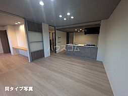 uno y solo(ウノ イ ソロ) 302 3階2LDKのリビング/ダイニング