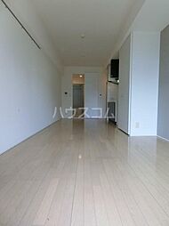 コスモリード川崎 702 7階ワンルームのリビング/ダイニング