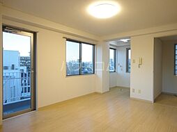 ヴァンヴェール学芸大 402 4階ワンルームのリビング/ダイニング