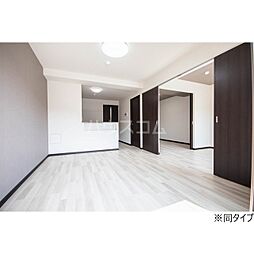 アーバンコート尾西 102 1階2LDKのリビング/ダイニング