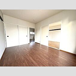 愛知高速東部丘陵線 杁ヶ池公園駅 徒歩7分の賃貸アパート 1階2DKのリビング/ダイニング