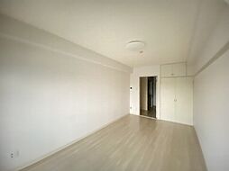 シャインドミール 404 4階1Kのリビング/ダイニング