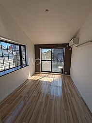 ニューアローズＭＩ 201 2階ワンルームのリビング/ダイニング