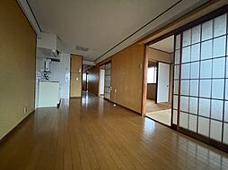 名古屋市営東山線 一社駅 徒歩30分の賃貸マンション 7階3LDKのリビング/ダイニング