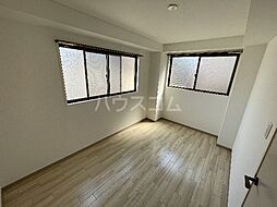 ドルトワール篠崎II号棟 107 1階1LDKのリビング/ダイニング