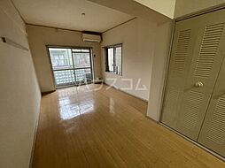 ヴィラトリアン 306 3階1Kのリビング/ダイニング