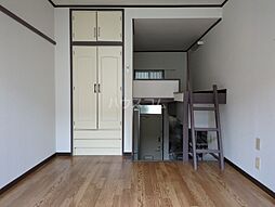 パインハイム 102 1階1Kのリビング/ダイニング