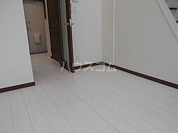 アールガーランド南台 202 2階1Kのリビング/ダイニング