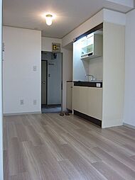 京王線 国領駅 徒歩10分の賃貸アパート 2階ワンルームのリビング/ダイニング