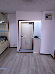 エルディムＹ 101 1階2DKのリビング/ダイニング