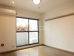 ディファレンス調布 105 1階ワンルームのリビング/ダイニング