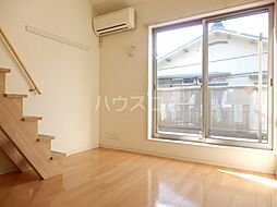 エルピア立川 202 2階ワンルームのリビング/ダイニング