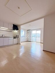 ロイヤルパークＢ 201 2階2LDKのリビング/ダイニング