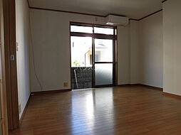 マンション港 106 1階1Kのリビング/ダイニング